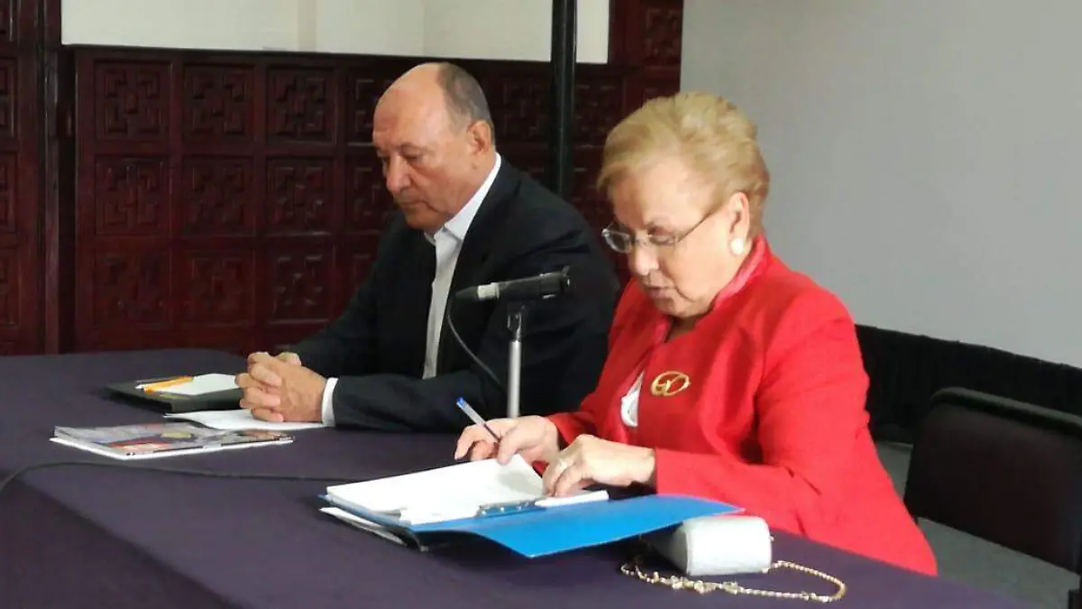 Jorge Michel Luna y Adriana Flores Garza